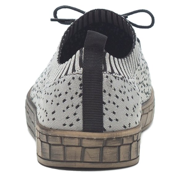 HYKEE Men’s Breathable Lightweight Casual Shoe - Picture 5 of 8